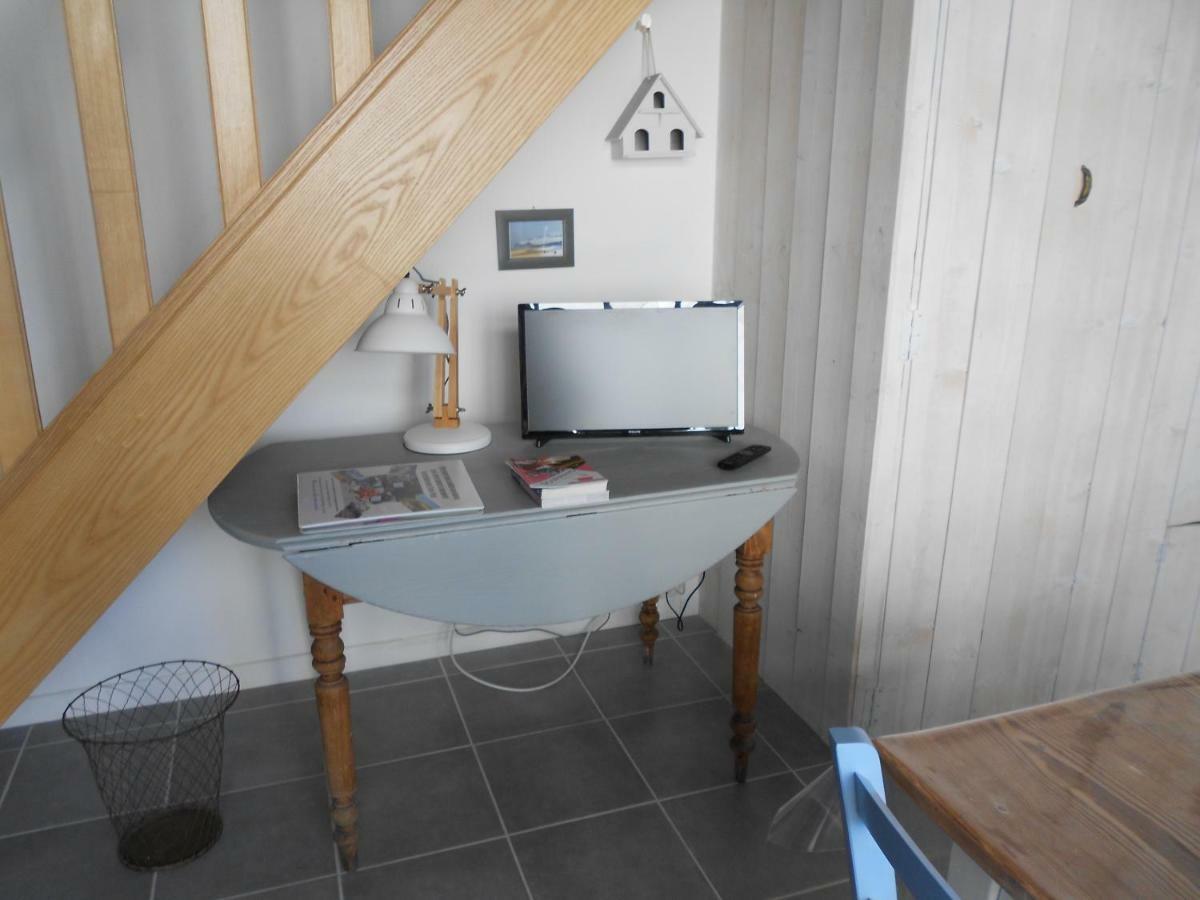 La Petite Maison Du Parc Bois-en-Ardres Exteriör bild